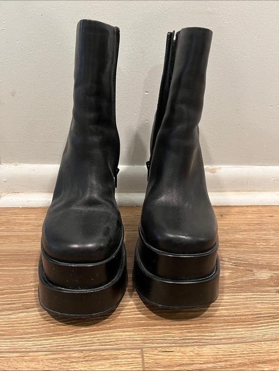 Steve Madden Shoes - Steve Madden Black Platform Ankle Boots